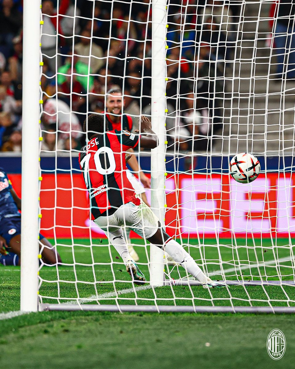 acmilan's tweet photo. What a moment for this young man 🥹 https://t.co/mvQbGmZXx4