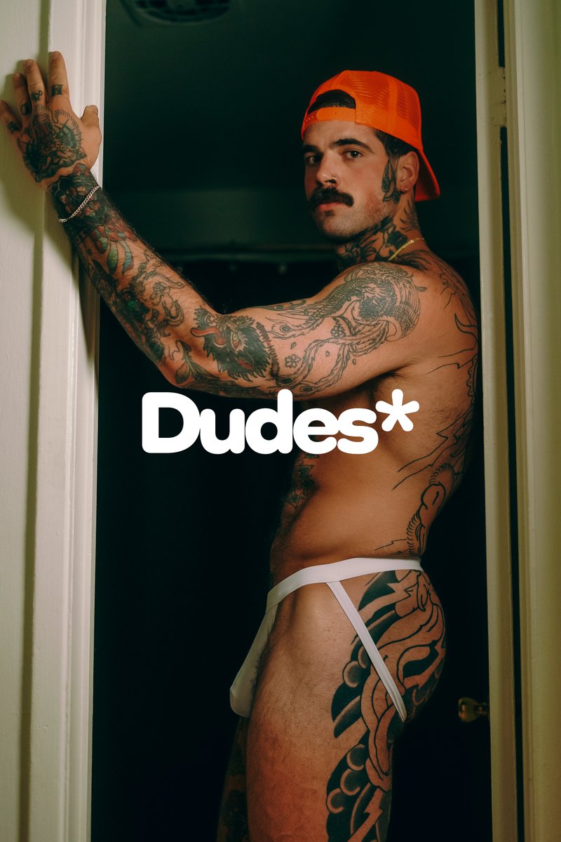 DudesMagazine_'s tweet photo. https://t.co/MWbRyahYhh