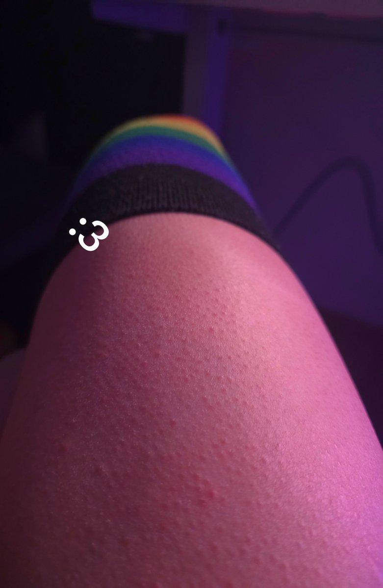 Xyliathin's tweet photo. Pov: You are my thigh 

#cute #femboy #lewd #thighs #boys https://t.co/gMyRd7FKxh