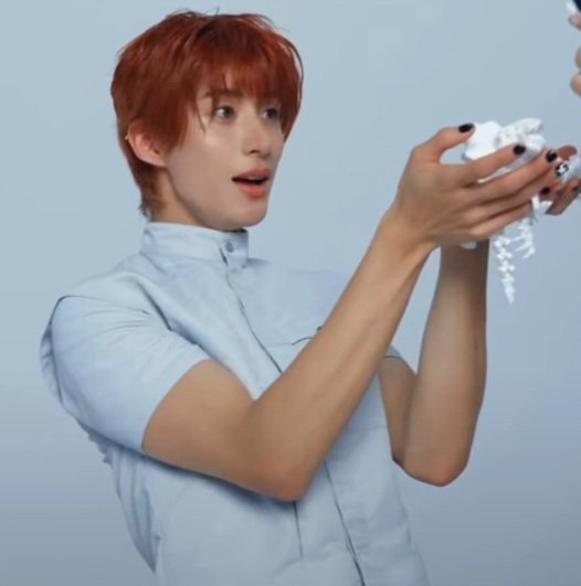 wontonaegi's tweet photo. your big biceps and pretty smile... https://t.co/SCLJskIcLH
