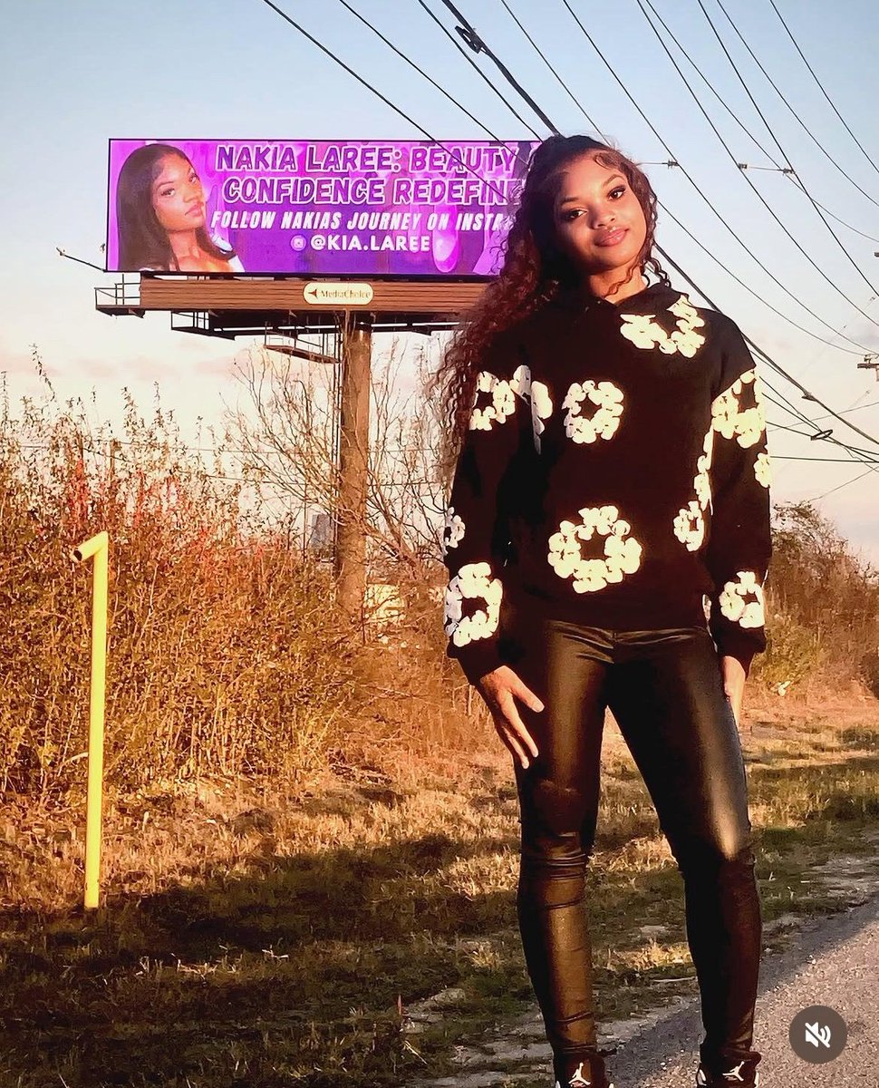 primeplacementm's tweet photo. Your business deserves more than being seen by the same people every day. 👀📈

Prime Placement Media puts brands, businesses, artists &amp; events on digital billboards nationwide. 🪧📍🇺🇸

📩 DM “BOARD” for locations + availability. https://t.co/e8B3FSLzGr