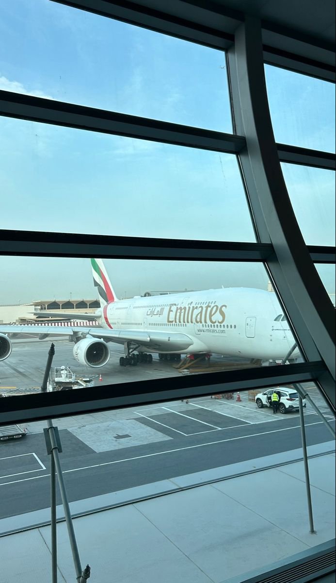 RashaFX's tweet photo. Emirate ✈️✈️ https://t.co/UUvbqBQbMz