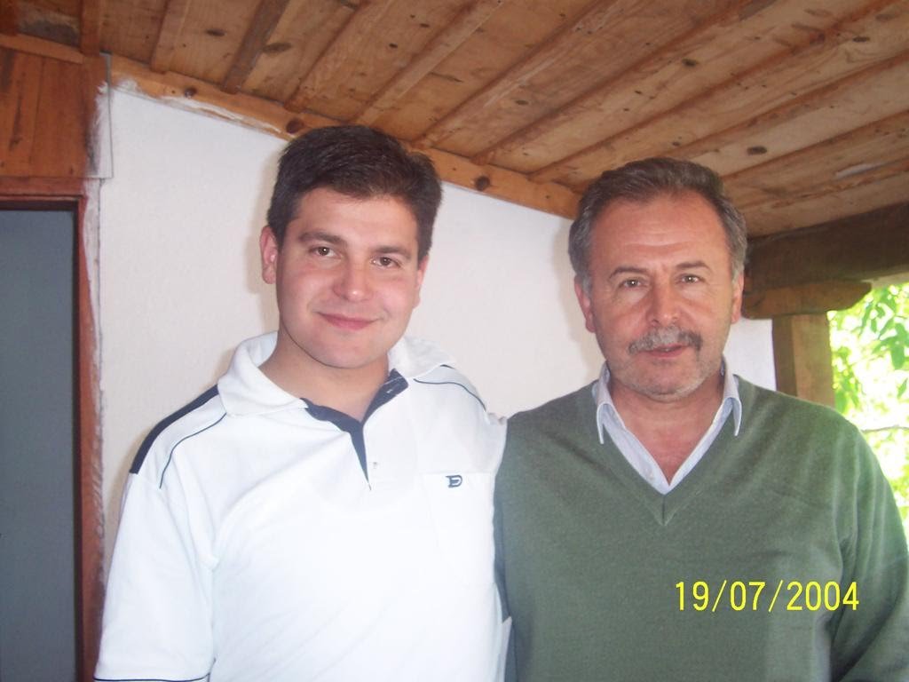 kybdlnhayatlar's tweet photo. Yusuf Bilge Tunç disappeared in Ankara on 6 August 2019, and more than seven years later, his three children are growing up without knowing whether their father is alive or what happened to him after he left home that morning.

#MasumiyetKHKlarlaLekelendi https://t.co/Djp1do8onY
