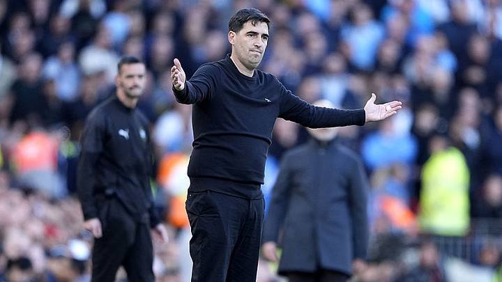 David_Ornside's tweet photo. 🚨𝗠𝗔𝗝𝗢𝗥 𝗕𝗥𝗘𝗔𝗞𝗜𝗡𝗚: Andoni Iraola has INFORMED the Liverpool board that He wants two midfielders, no number six and eight in January.

Liverpool leading targets for January  are Lamine Camara and Alex Scott. https://t.co/lhTjyCww4k