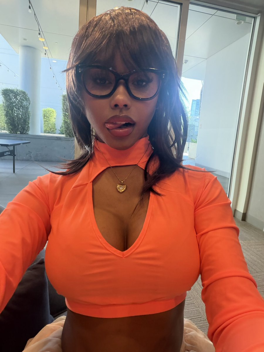 dejarennaee's tweet photo. Scooby dooby do https://t.co/nYrwZ4YSsQ