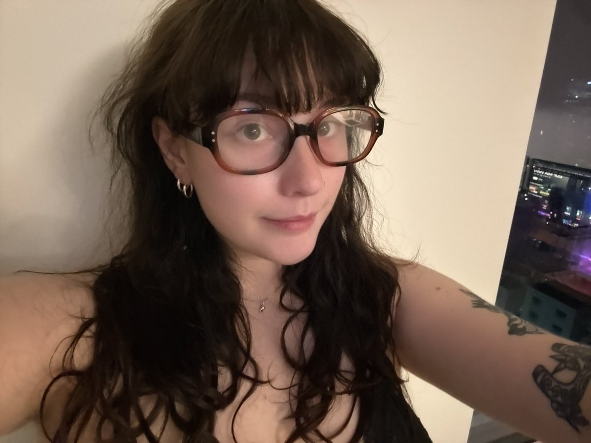 gamerbratali's tweet photo. goddesses like me deserve everything.

findom femdom humiliation session paypig blackmail hypno foot fetish money slave whalesub finsub session feet sissy sph joi cei cbt spoons wetherspoons https://t.co/G9jFjYH6Tn
