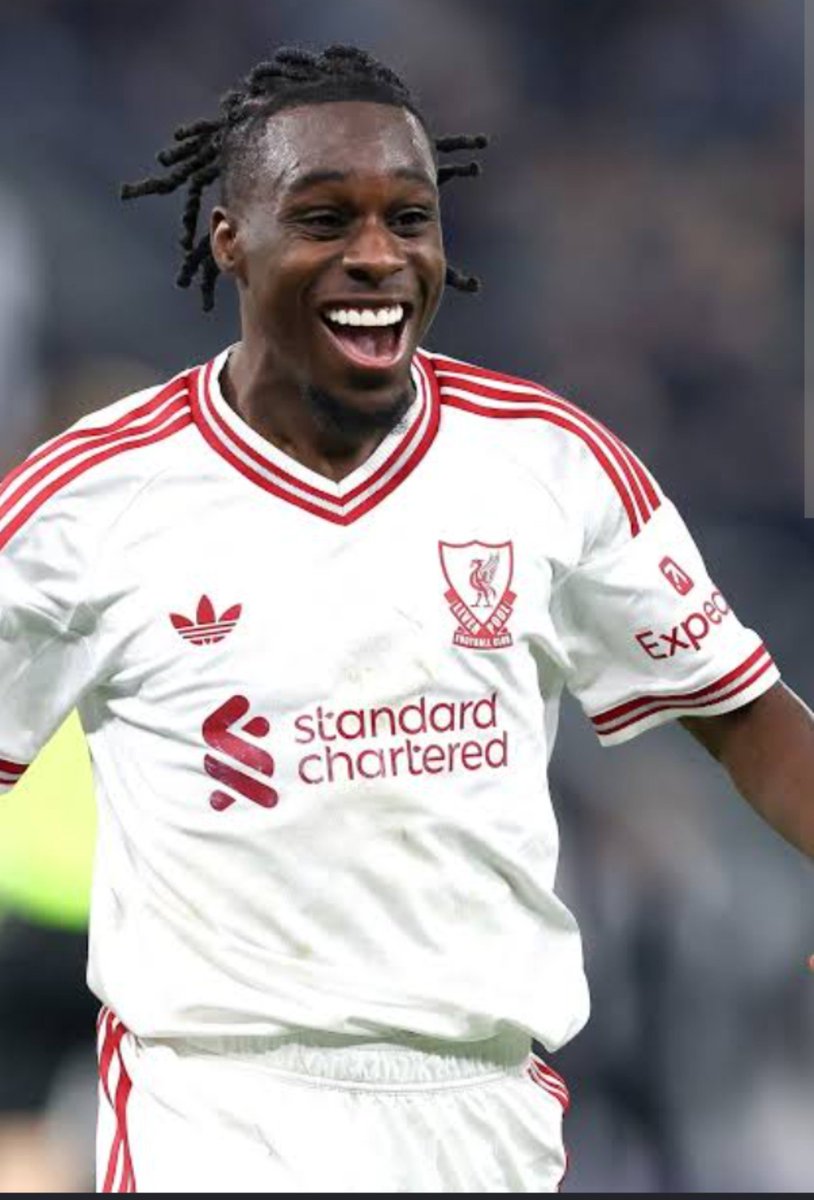 jamo9mks's tweet photo. 🚨 STARTS: Liverpool striker Jeremy Frimpong has more club goals than Arsenal’s defender Viktor Gyökeres this season. 😭💀 https://t.co/EFUeRU7iGz
