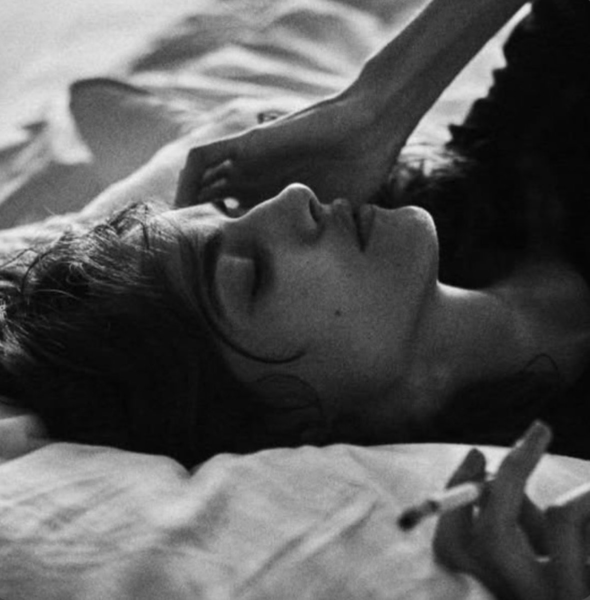 AnaAnna1081422's tweet photo. mood https://t.co/SCDCasobxA