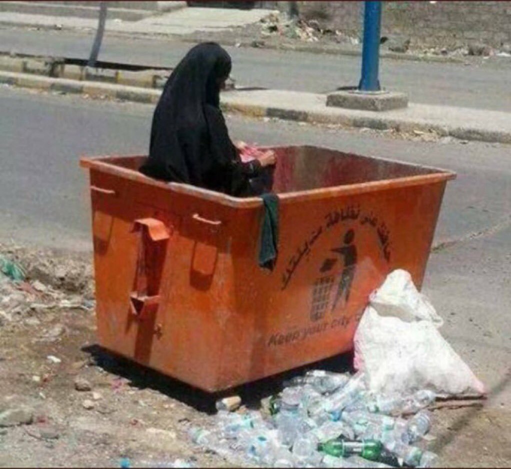 kulswe's tweet photo. @AliALShahrani__ دويلتك دويلة فقيرة جدا جدا لا فيها أمن ولا أمان ...تبيع على بسطات وتاخذين أكل من صناديق زبالة و الطامة الكبرى ان أكثر دويلة منتشر فيها الايدز ...ماعليك شرهة وهابي دينكم https://t.co/ObqxowXu38