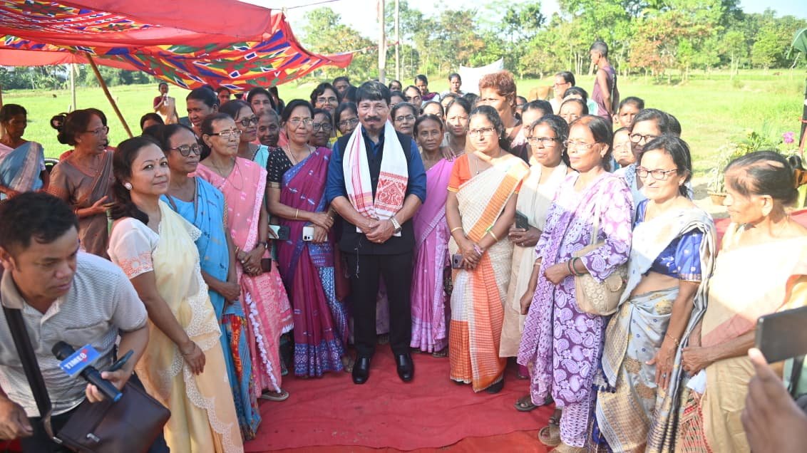 ATULBORA2's tweet photo. Glad to have attended the foundation stone laying ceremony of head office and Multi-Purpose Project Building of the All Assam Unmarried Women Development Committee at Bokakhat.

Funded by CSR initiative of @NRL_MoPNG , the multi-purpose project is envisioned to play an important role in promoting self-reliance, social dignity and the overall development of unmarried women.

This initiative will not just empower women to become self-reliant but also contribute positively to the socio-economic development of society. I hope this project opens new avenues of opportunity in the lives.