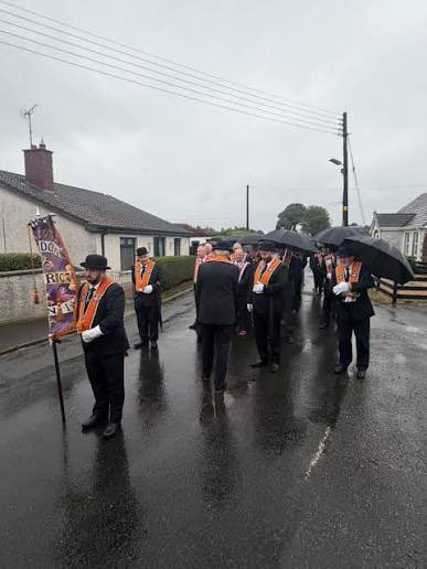 100Northern's tweet photo. Republicans on the Garvaghy Road were preparing to slaughter 35 old men with guns and petrol bombs if they had simply walked down the Garvaghy Road at 8am on a Sunday morning.

Let that sink in https://t.co/AfxjnUIul1