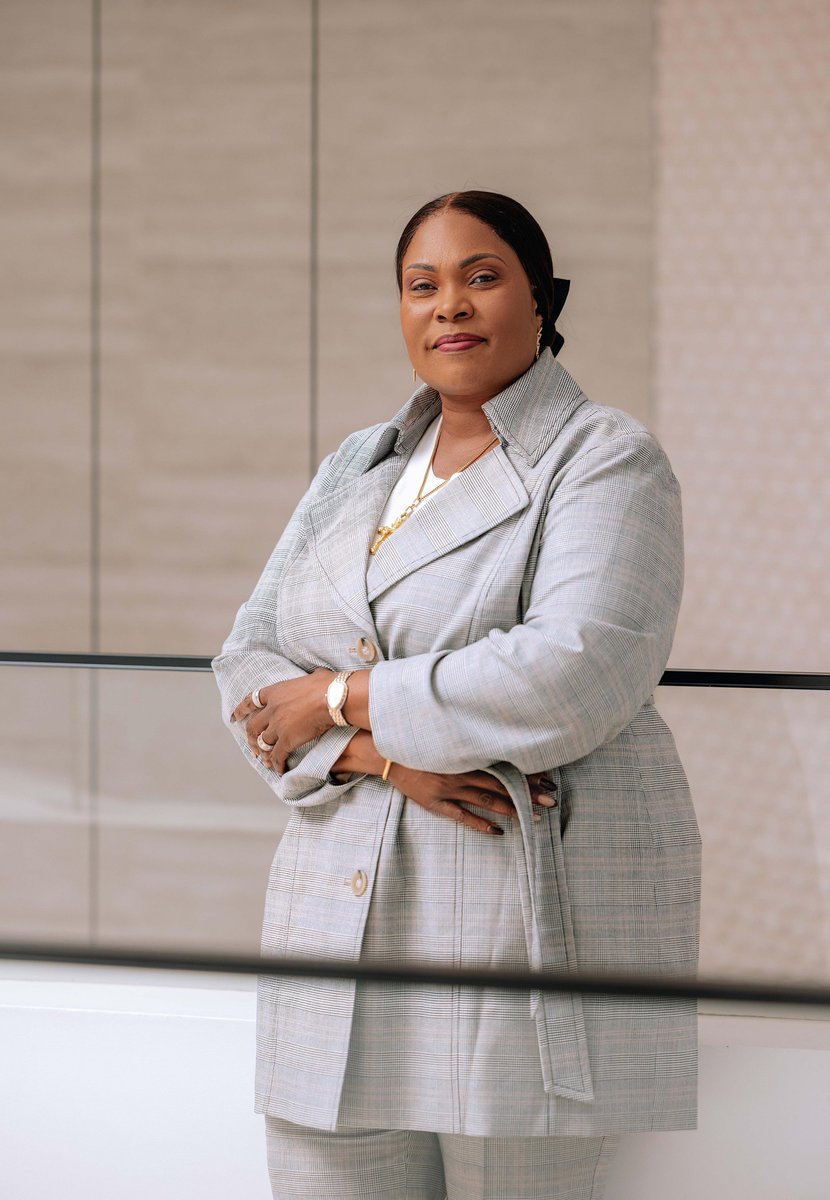 FifiMasukaSaini's tweet photo. Face aux enjeux de l'heure, le devoir de loyauté envers la République prime.

Les événements donnent raison à la lucidité de S.E. le Président Félix #Tshisekedi. 
Avoir dirigé la République oblige à la servir, jamais à la déstabiliser. 
Je réaffirme mon soutien au Chef de l’État et à nos vaillantes #FARDC pour la défense de notre souveraineté.
