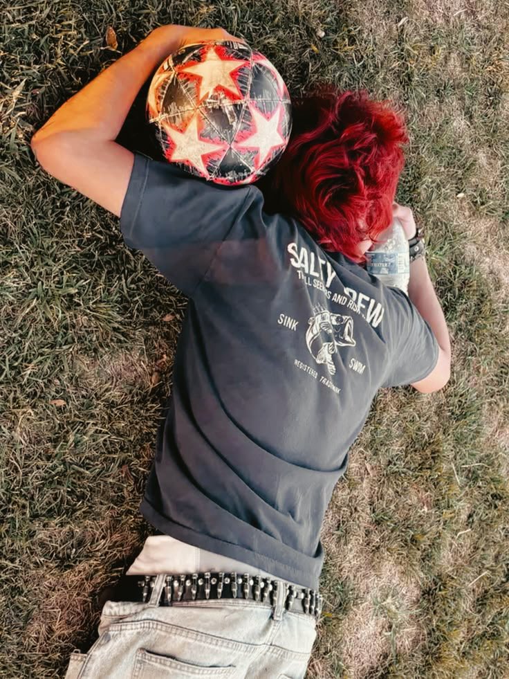 adomorision's tweet photo. ⋆⭒˚｡ AU #DALEXEI 🎸 🕸️ 🕷️ 🩸🥊

•❅───✧❅✦❅✧───❅•

Alexéi, Cuervo de día, Spiderman de noche;

y

Daya, con una maldición que amenaza con destrozarlo todo a su paso. https://t.co/ikxMRSU4a7