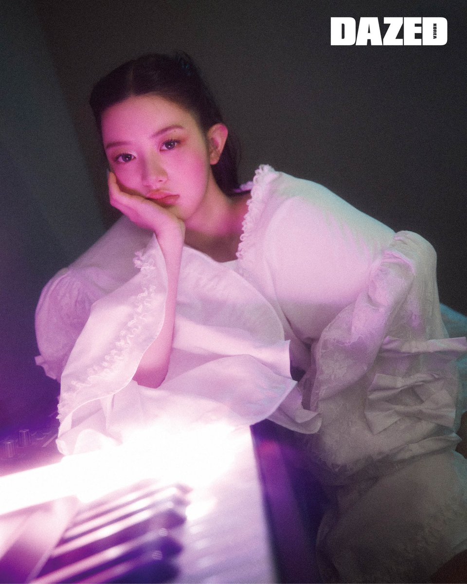 evnsvibe's tweet photo. illit dazed korea 2025 https://t.co/9Q700D3a53