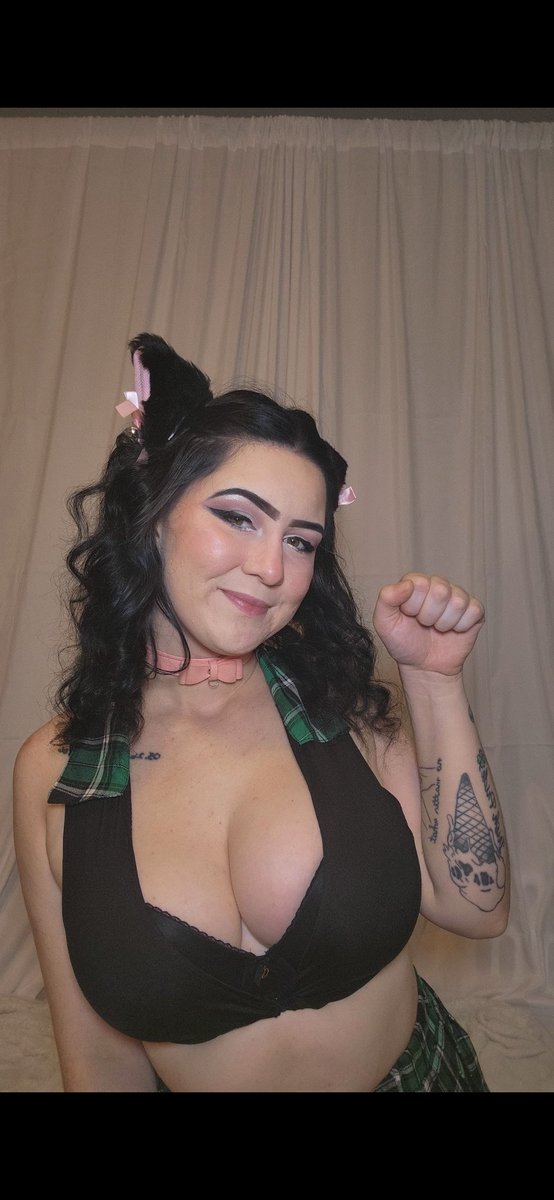 cumsslut2000's tweet photo. @muneygirl 😘😘😘 https://t.co/h63Ij0INpk