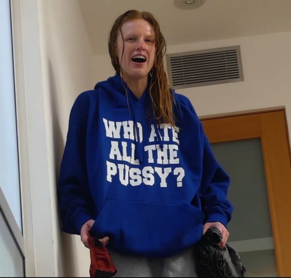 ali_sivi's tweet photo. i could show up to the doctor's office wearing this and they'd still be like "do you have a boyfriend :)" https://t.co/fexcsk71UV