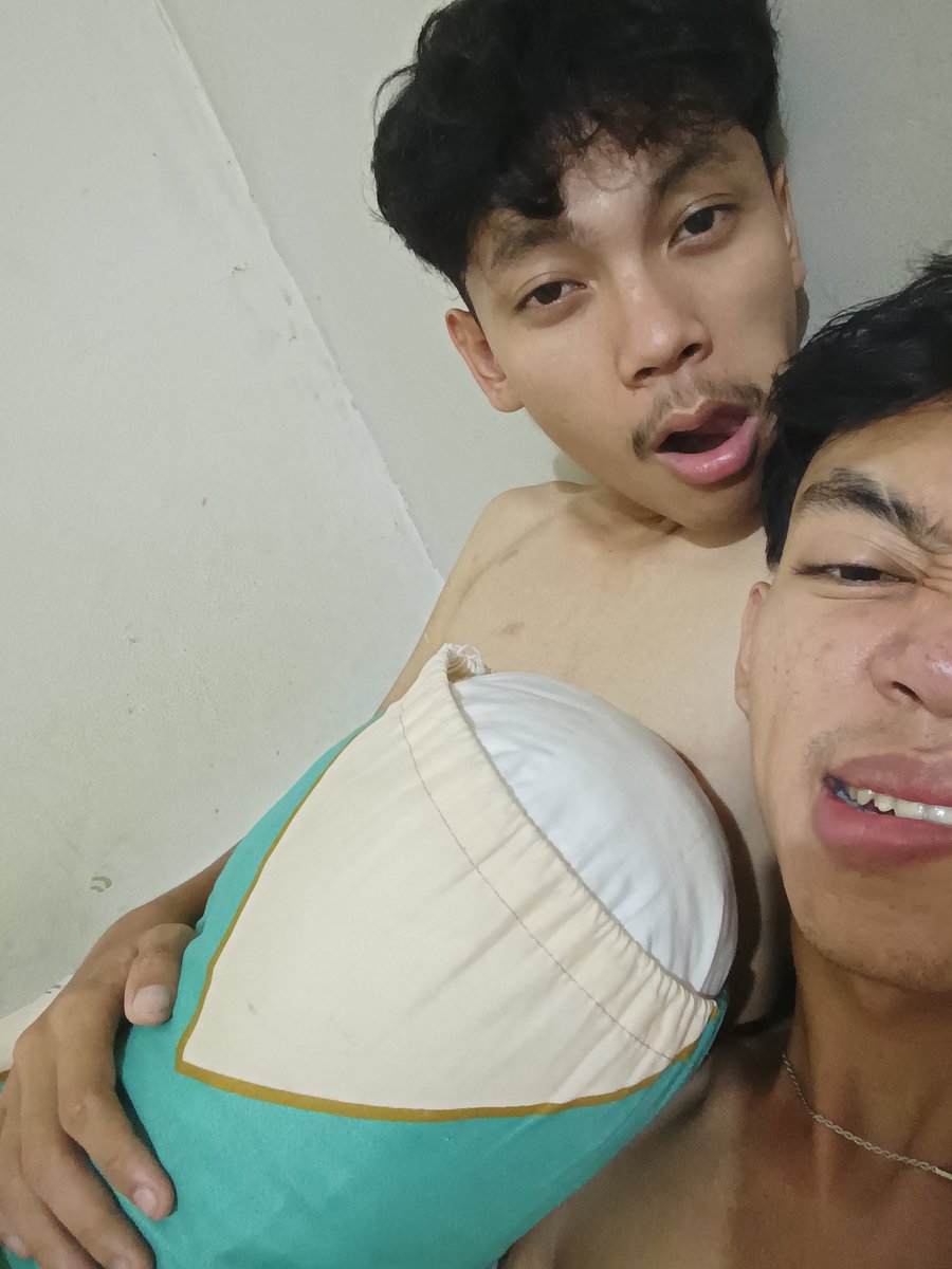 sweetreqi's tweet photo. bro ex https://t.co/WttXGVNntq