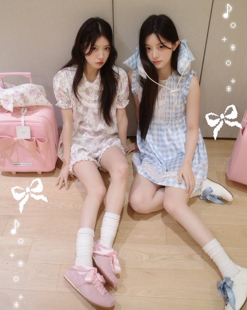 l3ubbls's tweet photo. they’re trying to change history, frilly skirts, dresses, and baby doll dresses are illit nachos. they’ve been wearing these type of clothing since debut. https://t.co/5J1HpQIrOV