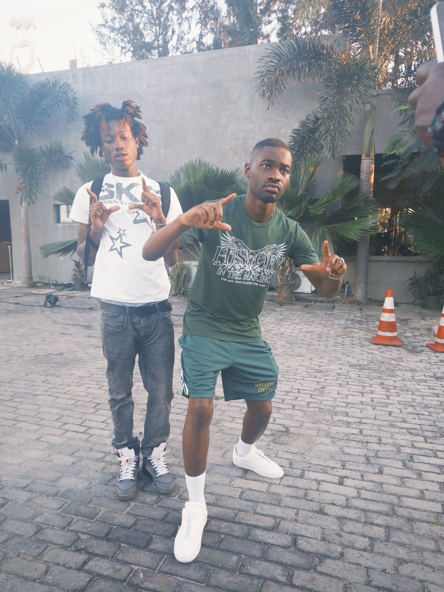 wetalksound's tweet photo. Dave spotted with Zaylevelten in Lagos ahead of his concert tomorrow and Saturday https://t.co/MGXUjE2baK