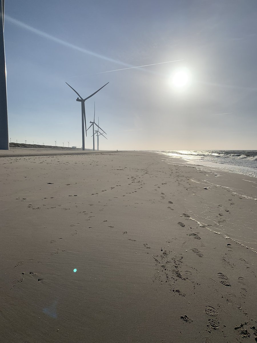 rrwwm's tweet photo. #Fot_O_ktober #windwerk wind beweegt water en zand, wind brengt energie op zee en land https://t.co/iRUyoSwsZt