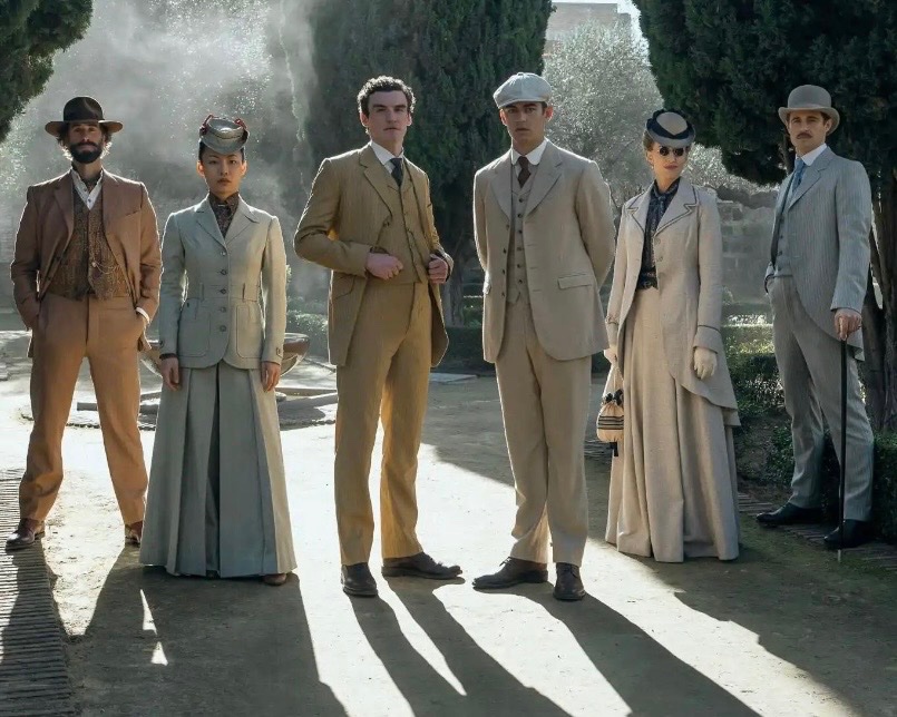 firstladyh0lmes's tweet photo. Very fond of the costuming in Young Sherlock! The Holmes have a tendency to wear blues, except for Silas and Beatrice. As the antagonists, they wear more reds/warm tones (like Xiao Wei). Moriarty also wears these colors! which could mean nothing 😐 https://t.co/EaBRrXO76D