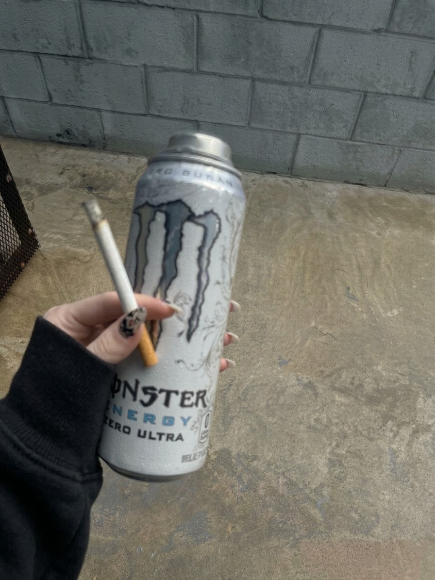 sikcgrl's tweet photo. what a fat chud eats during a fast insane grip compilation https://t.co/RpJ7jr5QC3