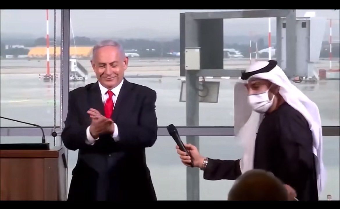 kld41299740's tweet photo. @Omran_alhayyas حتي الصهيوني يتعقم عنكم ي انجاس 😂😂 https://t.co/GYsorMG8fz