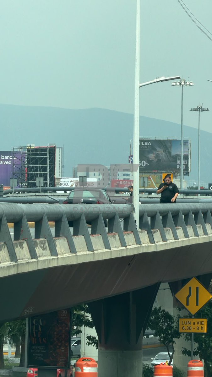 rayelizalder's tweet photo. Moviliza doble ejecución en Av. Gómez Morín en #SanPedro ⚠️ es la conexión con la avenida Gonzalitos de #Monterrey @joluisgarcia @JulioCesar_Cano @nmasmonterrey @MtyFollow https://t.co/eWxkX9OrWg