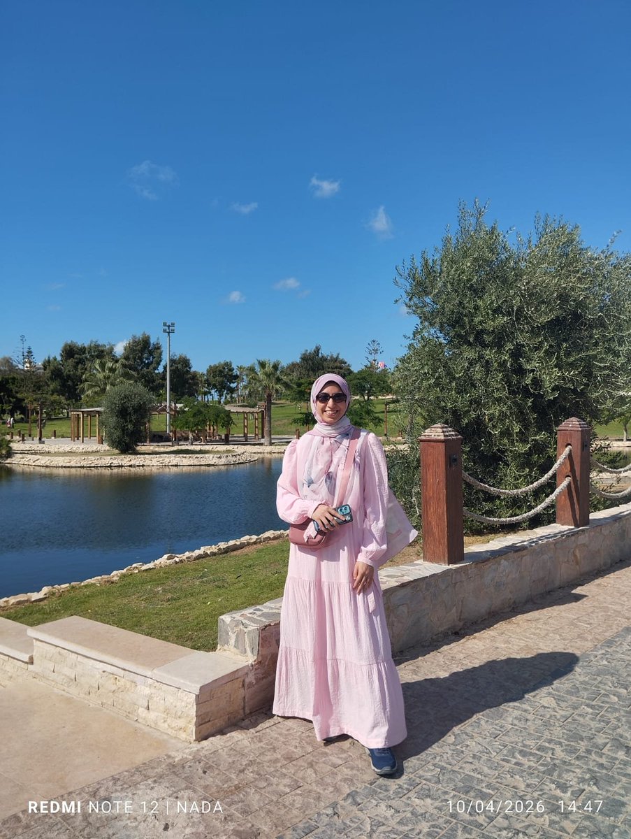 LaLauNe1's tweet photo. كان بار الورد يا ولا في الدكانات🥰 https://t.co/6jjECU2HAy