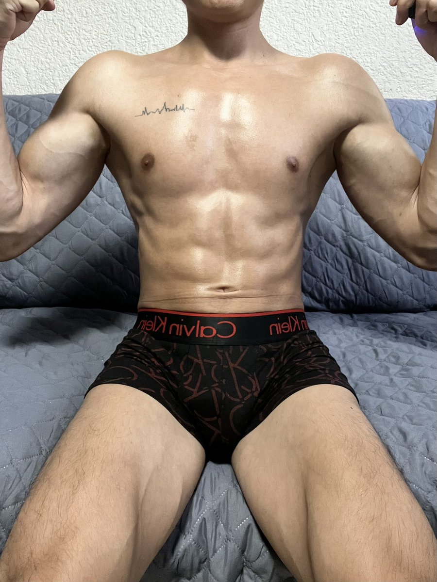 MauViGarcia's tweet photo. una silla para quien se sienta cansado…
#gay #gayfit #gaymex #gaymexico #twink #twunk #gayporn https://t.co/JIj6WEB7I7