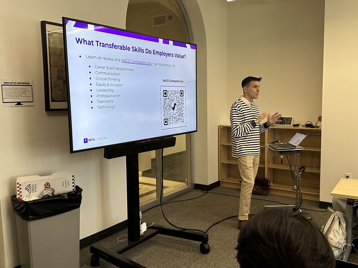 NYUDataScience's tweet photo. CDS undergraduates recently joined Jason Walls, Assistant Director of Undergraduate Career Development at the NYU Wasserman Center for Career Development for a Job Search Workshop on finding internships and full-time roles, planning applications, and using NYU’s career resources. https://t.co/wB9MCFZV8F