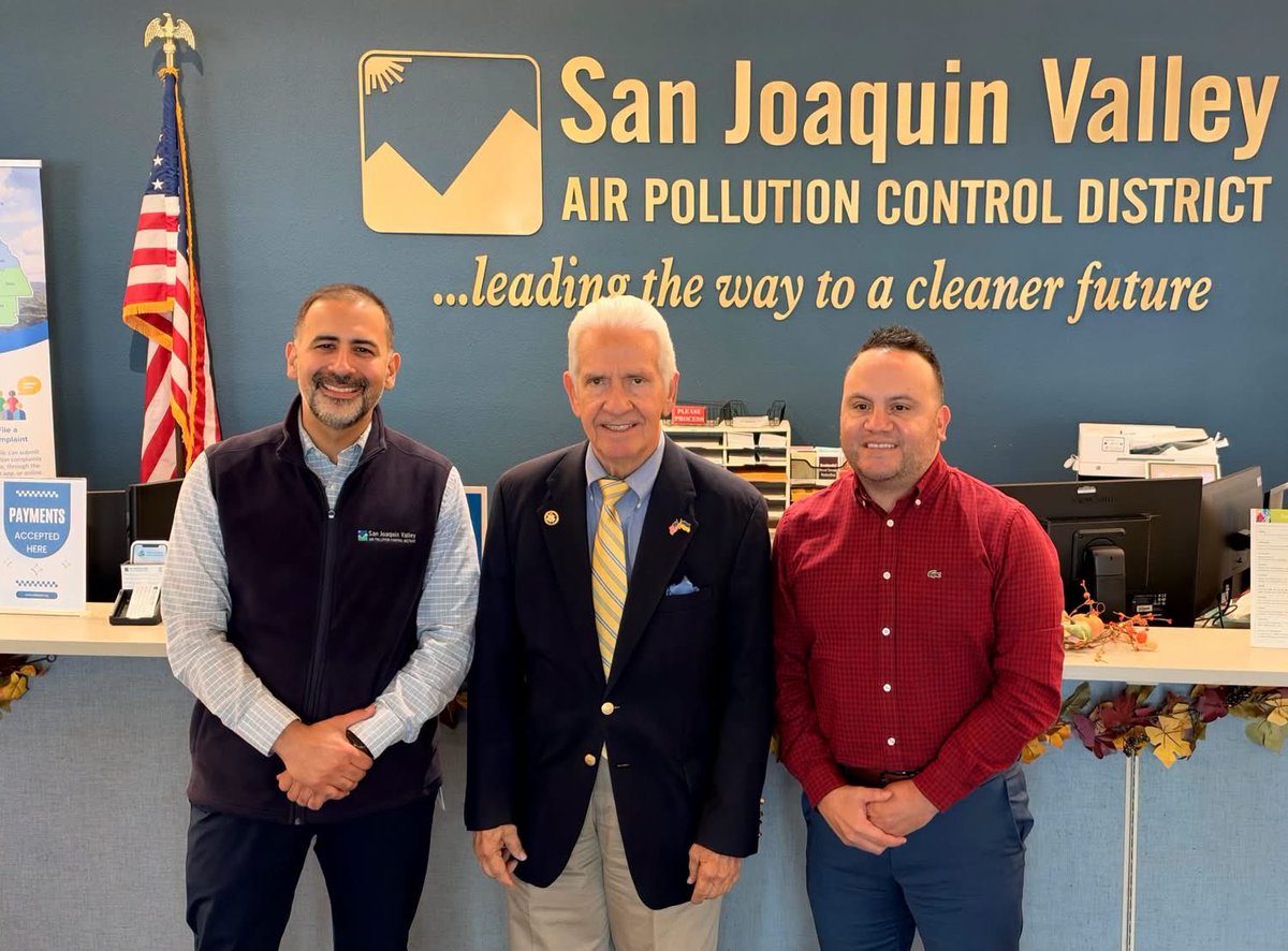 RepJimCosta's tweet photo. I met with the San Joaquin Valley Air Pollution Control District to discuss ongoing efforts to improve air quality and protect public health across our Valley.

Clean air is essential to the health and well-being of our communities, and I’ll continue fighting for the resources needed to build a healthier San Joaquin Valley for future generations.