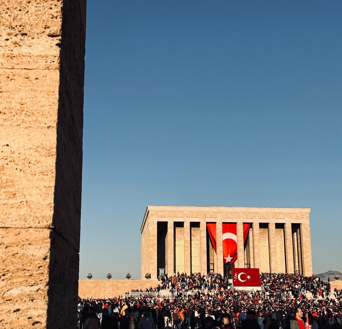 arkamabakmad4n's tweet photo. ataturkcu olmayan herkes direkt engellesin beni 👋🏻 https://t.co/UNGWCqrGPn
