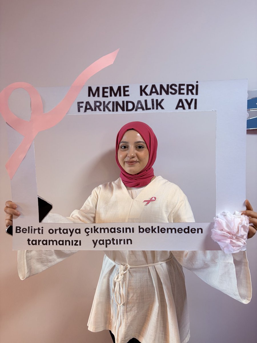 PinarhisarDhs's tweet photo. 🎀 Pembe giyindik, farkındalığımızı paylaşıyoruz! 🎀

1-31 Ekim Meme Kanseri Farkındalık Ayı kapsamında, Pınarhisar Devlet Hastanesi çalışma arkadaşlarımızla birlikte pembe giyinerek meme kanserinde erken tanının önemine dikkat çekiyoruz. 💗 https://t.co/5N4bHXWRRG