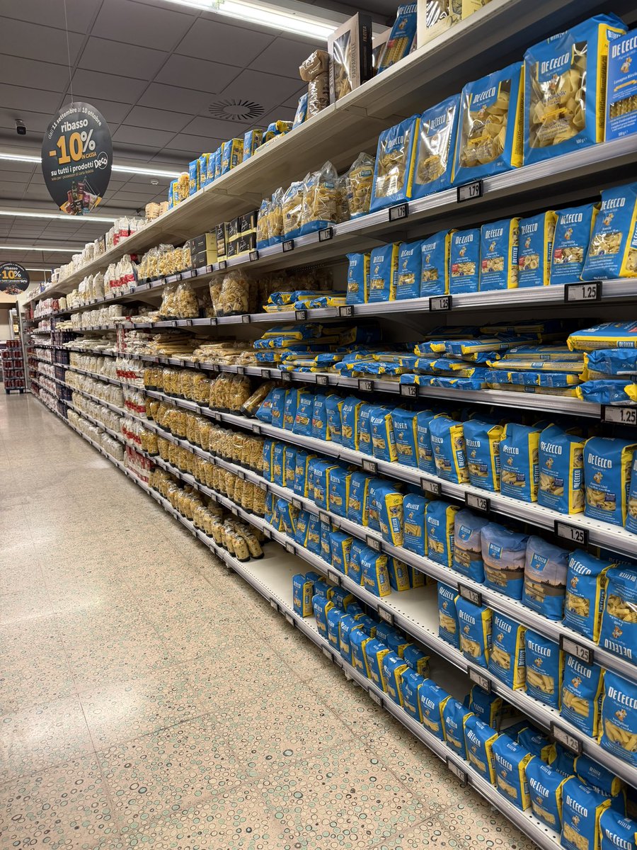 gui10road's tweet photo. Comparando De Cecco

En Italia 1.25 eu = $2300
En Argentina, $16.200 https://t.co/t8eXl3H3OG