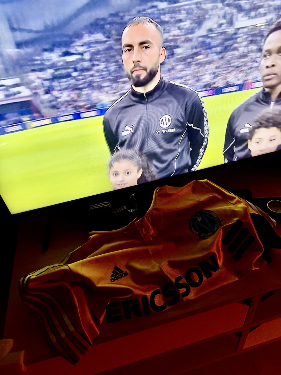 CheapEripo's tweet photo. Οι παλιές ήταν πιο σεξυ #maroly https://t.co/3jl02a6auU