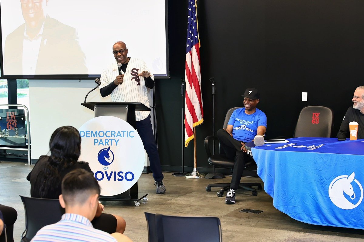 provisodems's tweet photo. Packed room and powerful energy at this month's Proviso Dems meeting! Thank you to Attorney General Kwame Raoul, Cook County Clerk Monica Gordon, Senator Kim Lightford, Rep. LaShawn K. Ford, and everyone who came out to Iron Workers' Union Hall to get election-ready and keep https://t.co/5jkQsPT4cA