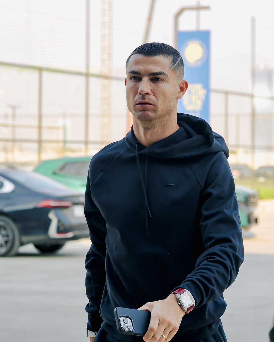 AmosBonny3310's tweet photo. The boss himself Cr7 my respect you too long boss.. https://t.co/NgDT4by6tg