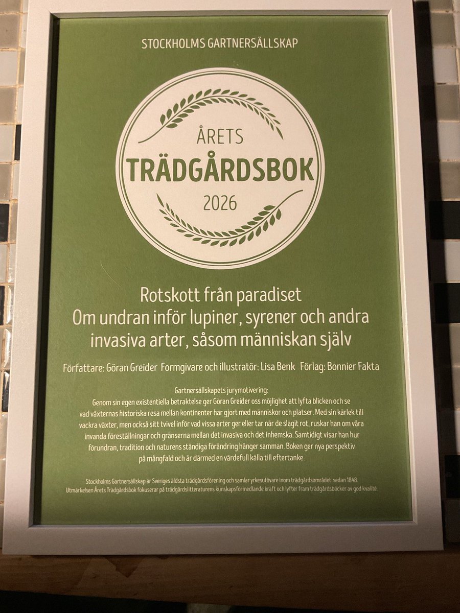 GreiderDD's tweet photo. Förärades ikväll utmärkelsen Årets trädgård! Faktiskt för andra gången! Mycket stolt. https://t.co/dMNPEYJjMz