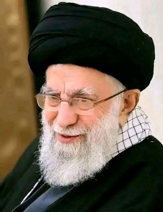 l59kwu's tweet photo. هل كان السيد علي خامنئي واحداً من أعظم القادة في التاريخ؟ 

◯ نعم

 ◯ لا https://t.co/dSmBxgwDHr
