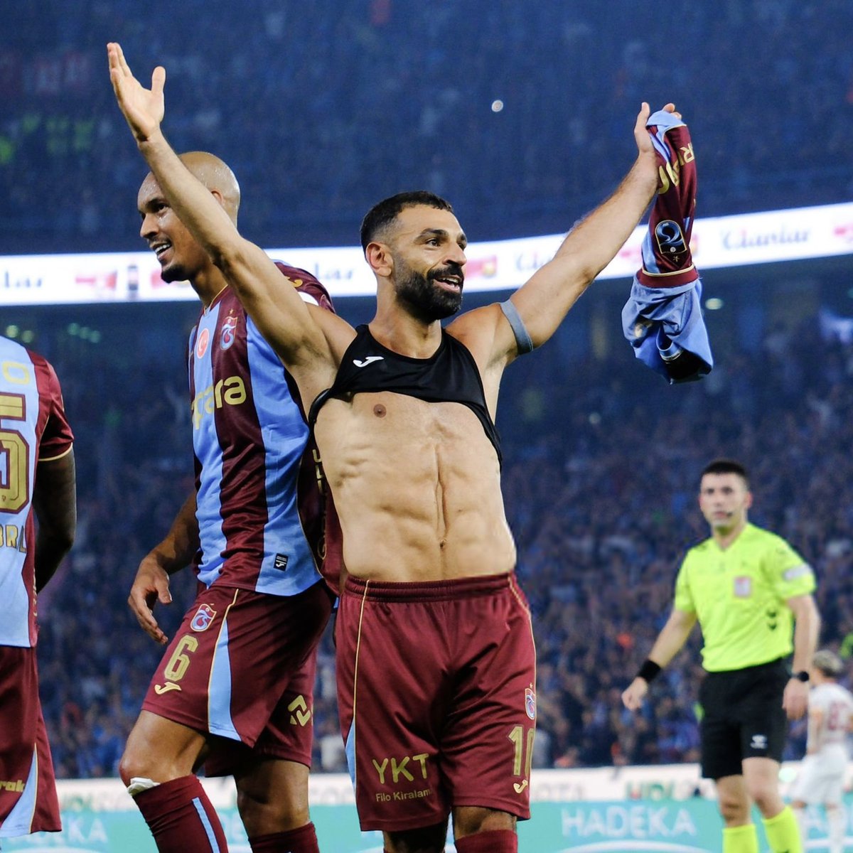 ActuFoot_'s tweet photo. La saison de Mohamed Salah 🇪🇬 avec Trabzonspor :

🏟️ 8 matchs TCC
⚽️ 8 BUTS
🎯 4 PASSES DÉCISIVES https://t.co/geG2lUo5VI