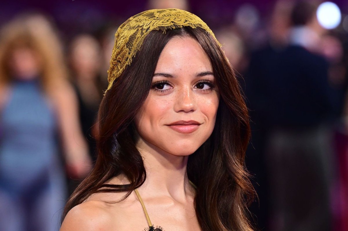 Roxdk7's tweet photo. JENNA ORTEGA FACE CARD https://t.co/Y80rUdwH22