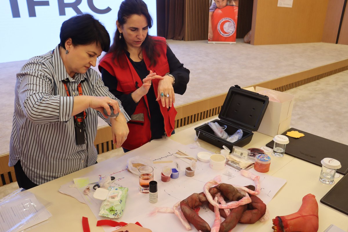 AzRedCrescent's tweet photo. A five-day advanced training for selected Azerbaijan Red Crescent Society (AzRCS) First Aid instructors is underway, covering adult learning principles and training methodologies. First Aid expert Alyona Rusinovich provided guidance and recommendations to participants. https://t.co/eVFQAg6YKs