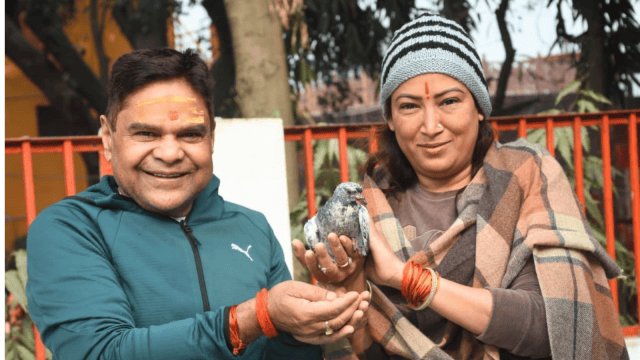 VeetragiVriksha's tweet photo. "Girls are sold for ₹20,000 to ₹25,000 in Bihar” 

~ Girdhari Lal Sahu (Abusive husband, murder accused and noted mafia) 

I know you all must have seen the video of Rekha Arya's video. But do you know who sent a defamation notice to a senior Congress leader of Uttara...++ https://t.co/7AOMVpZZGc