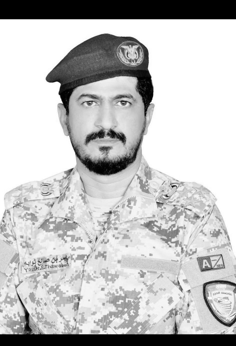 DrMoh_Aljammal's tweet photo. هو الله ☝️

بضربة صاروخية دقيقة جدا 🔥💀⚡️
مصرع منتحل صفة لواء ركن / مجاهد الغليسي قائد مايسمى #الفرقة_السابعة_طوارئ وعدد من قيادات مرتزقة التحشيدات السعودية في جبهة #الجوف بالإضافة إلى إصابة بالغة الخطورة لمنتحل صفة عميد/ ياسر ثوابه قائد مايسمى #اللواء_الثالث_طوارئ  

تدخلت مروحية الاباتشي لتأمين الإخلاء الطبي من مكان الضربة وتعزيز قوات المرتزقة الزاحفة بعد انهيار معنوياتها في الوقت الضائع .

تم حرق عدد من المدرعات والآليات وقتل وجرح وأسر الكثير من التحشيدات التابعة للعدو السعودي .