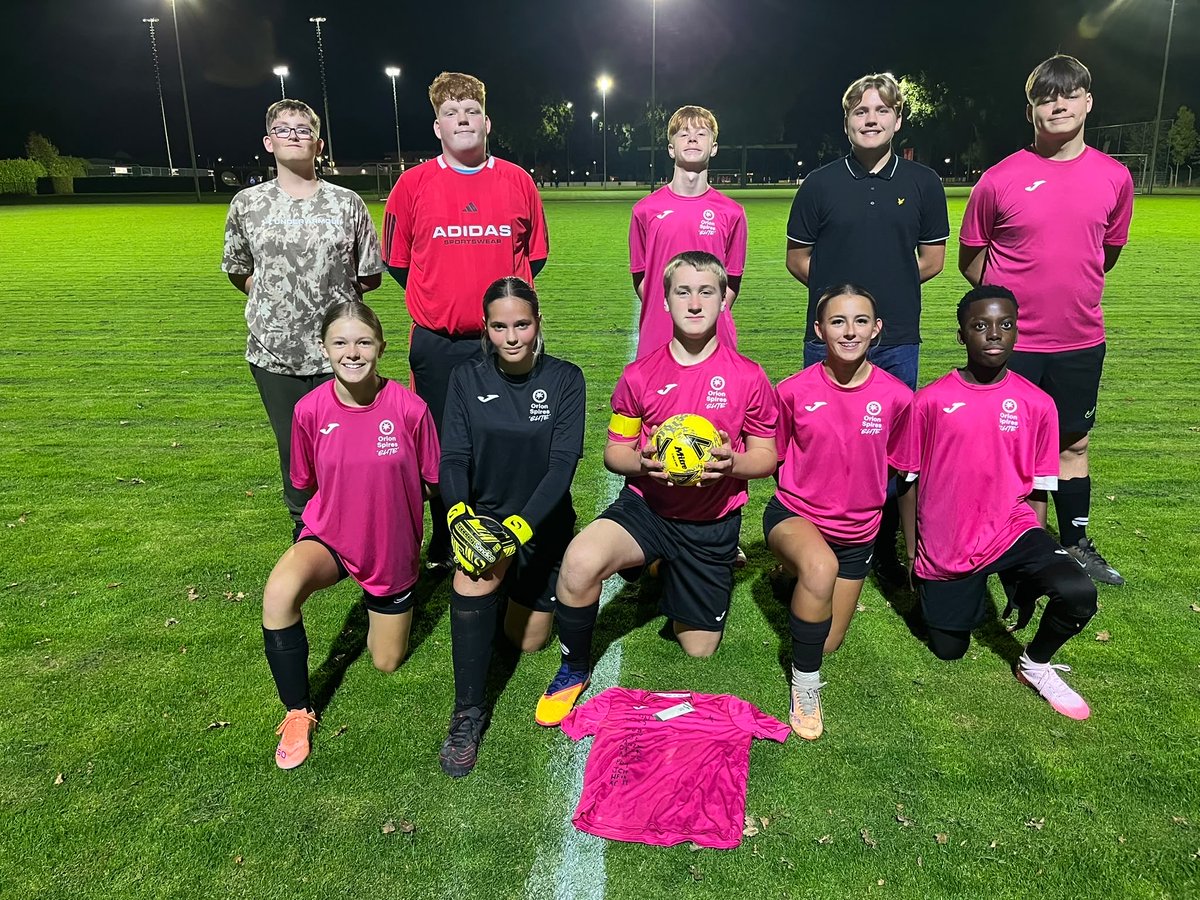 OrionSpiresPE's tweet photo. What a night of football

Our U14s battled their way to a fantastic 2-1 victory with a brilliant team effort! 

Our U15s were involved in a thrilling 5-4 defeat, showing incredible fight, determination and teamwork throughout.

Two fantastic performances and plenty to be proud of https://t.co/NWkHtjSf5D