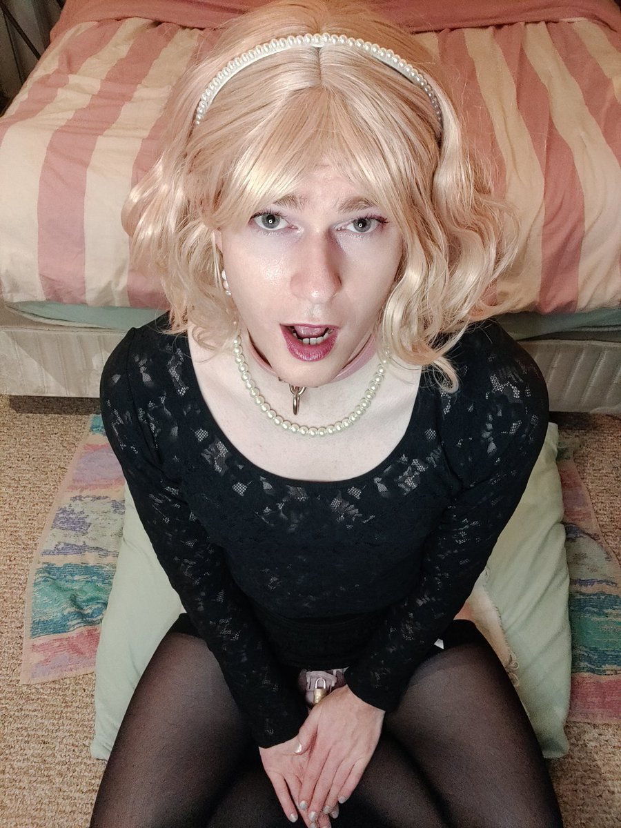 ChubbySissyAmy's tweet photo. Look at this beatiful slut @SalivatingSub
#exposedfags #nikkisadistic #humiliation #crossdress #chubbysissyamy #demütigung #humiliation #punishment #bdsm #domina #herrin #sissy #exposure https://t.co/MJh9IMo2xE
