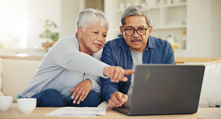 utmbhealth's tweet photo. Medicare Annual Enrollment runs Oct. 15–Dec. 7.

Before making changes to your plan, prepare questions for your UTMB Health specialist about coverage and program availability.

Learn more about what's new for 2027: https://t.co/0ezDHr6ldA https://t.co/h03eWu2rzn