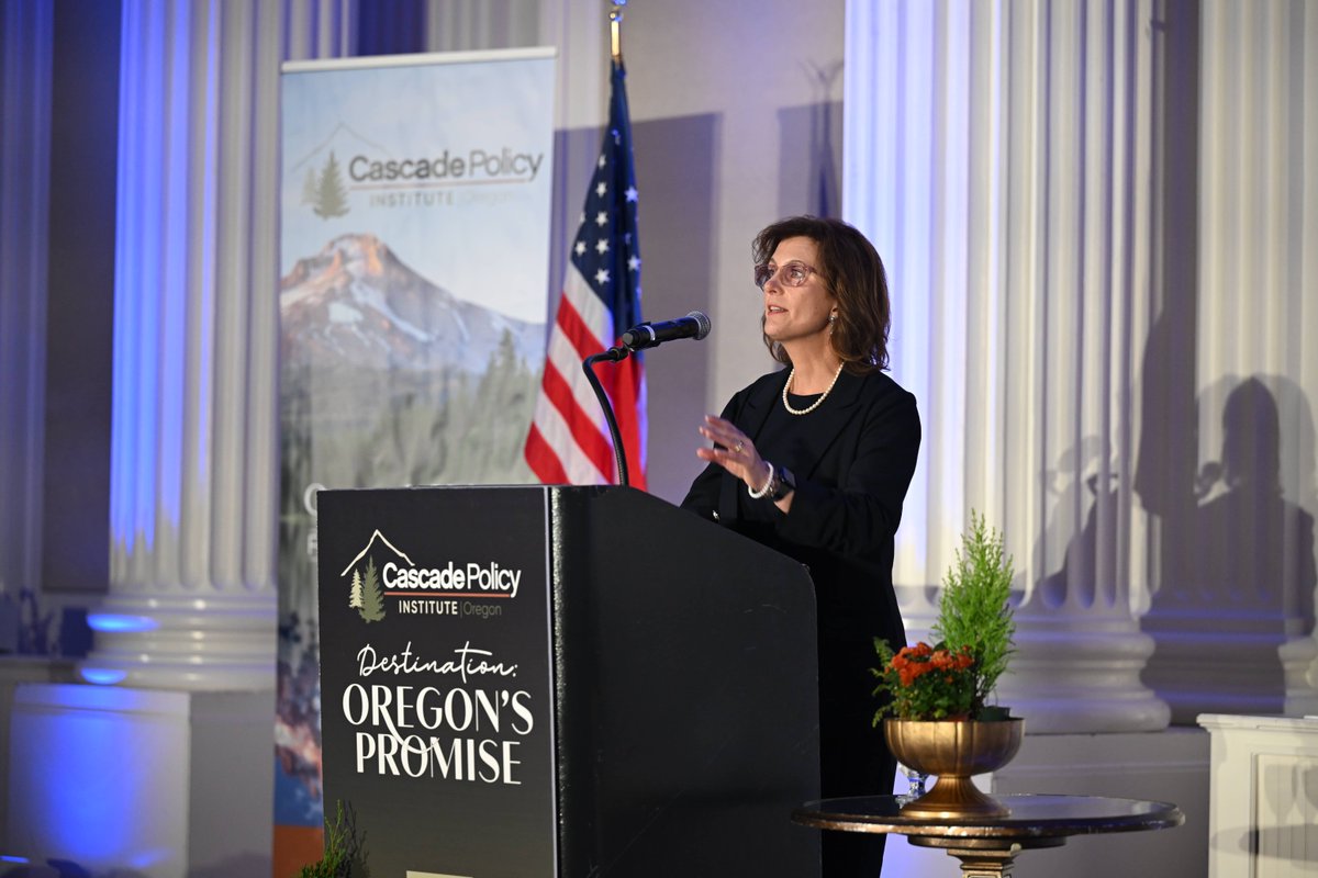 CascadePolicy's tweet photo. From Cascade's founding to building a national powerhouse!

Tracie Sharp helped launch Cascade Policy Institute in 1991 as its founding executive director before transforming State Policy Network into a nationally influential network of state-based policy organizations.

A remarkable legacy of leadership and impact! We were honored to welcome Tracie back to Portland as a featured speaker at Cascade's 35th Anniversary Dinner, celebrating the ideas and vision that continue to shape the future of public policy.

@StatePolicy