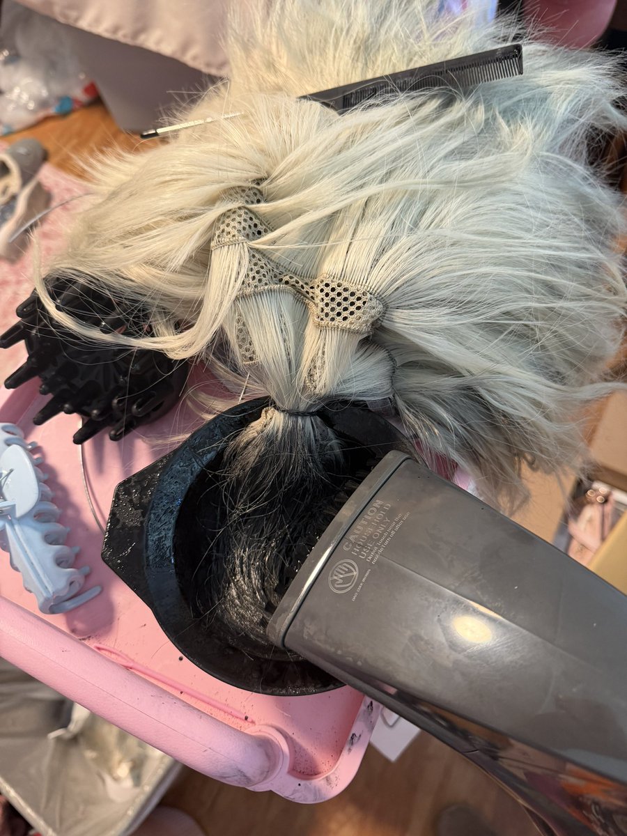 urbrightestst4r's tweet photo. The things I’m doing for this 🐍🪞 cosplay https://t.co/g3oswtl9bE